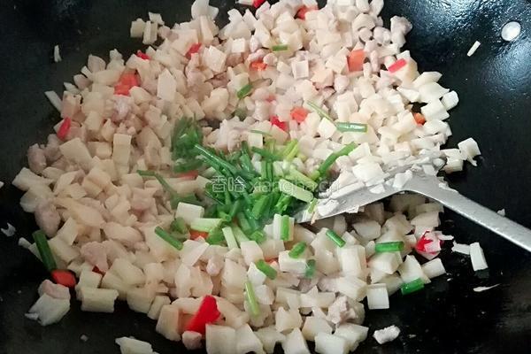 藕丁炒肉的做法图解7