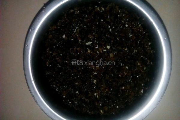 木耳韭菜饺子的做法图解1