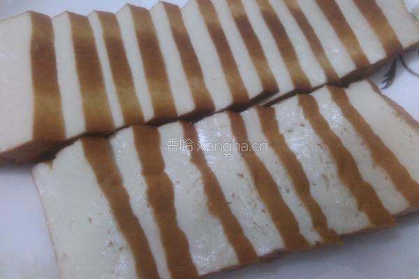 烟熏香干飘香肉的做法图解2