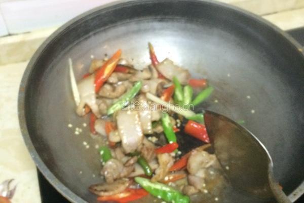 茭白炒肉的做法图解5