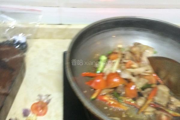 茭白炒肉的做法图解6