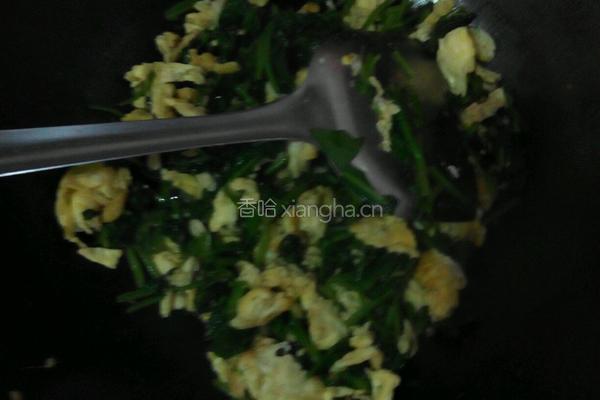 菠菜炒鸡蛋的做法图解4