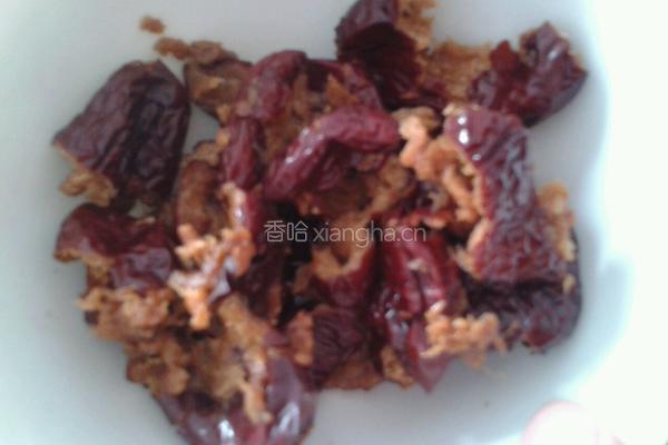 面包机版大枣红糖核桃面包的做法图解1