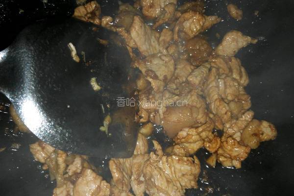 西兰花炒肉的做法图解4