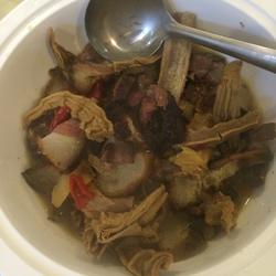 腊肉焖竹笋干的做法[图]