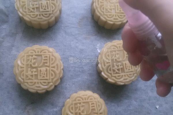 广式蛋黄莲蓉的做法图解13