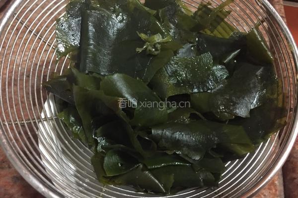 凉拌螺旋藻的做法图解4