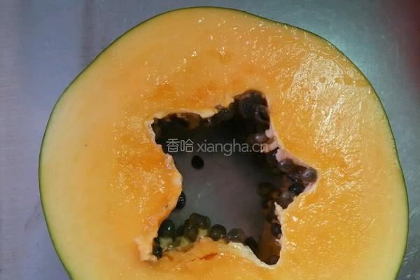 银耳木瓜羹的做法图解2