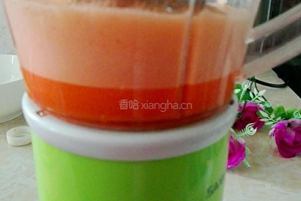榨胡萝卜蜂蜜汁的做法图解5