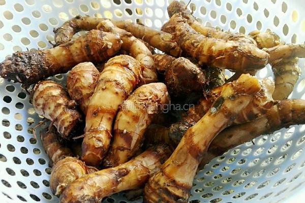 煲小香芋的做法图解4