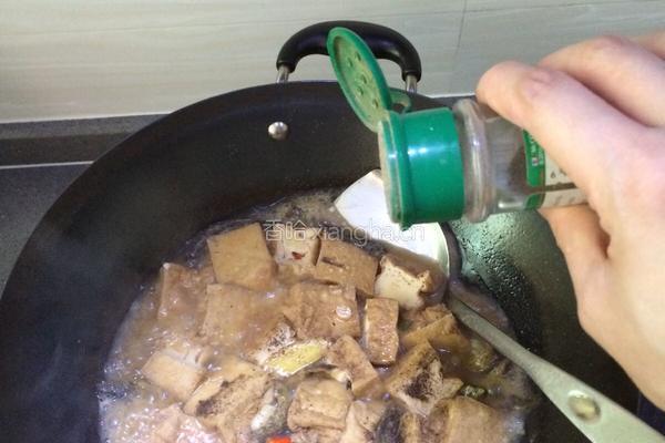 泥鳅焖豆腐的做法图解11