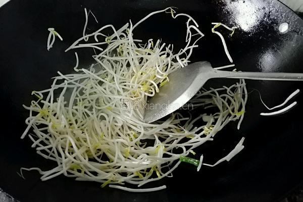 炒陈村粉的做法图解4