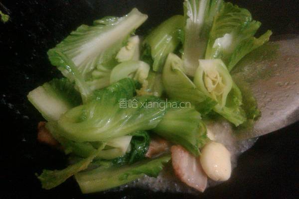 拍蒜猪油渣炒芥菜胆的做法图解6