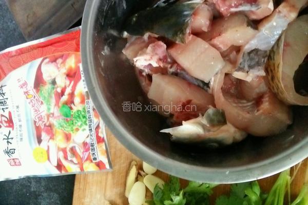水煮鱼块的做法图解1