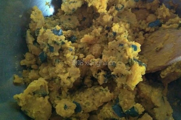 豆沙窝瓜饼的做法图解1