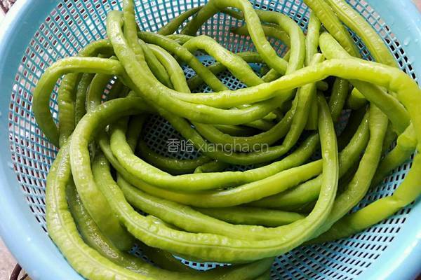 酿豆角的做法图解1