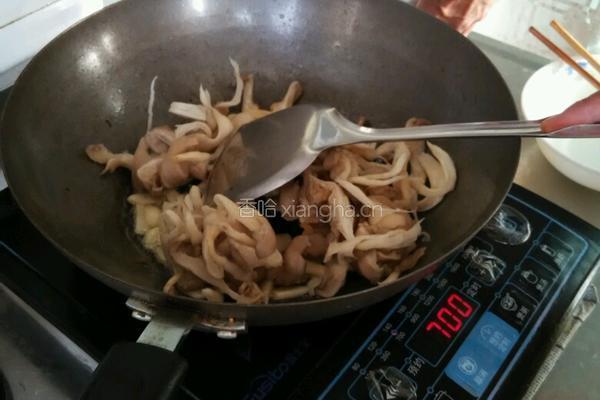 蒜炒菌子的做法图解4