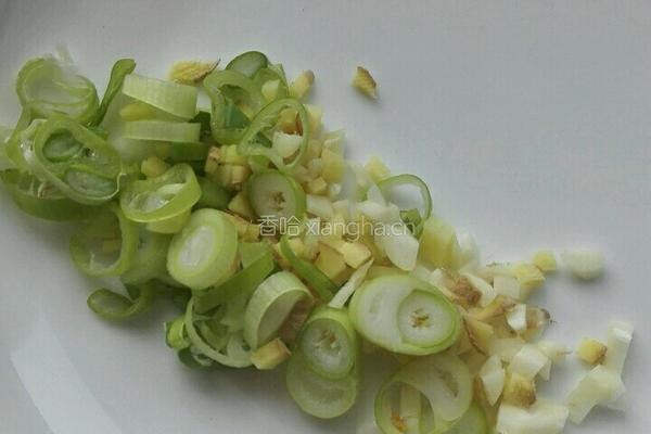 家常麻婆豆腐的做法图解1