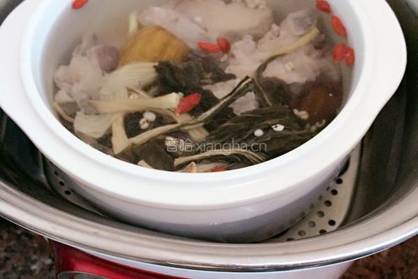 菜干薏米龙骨汤的做法图解5