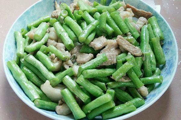 豇豆炒肉的做法图解7