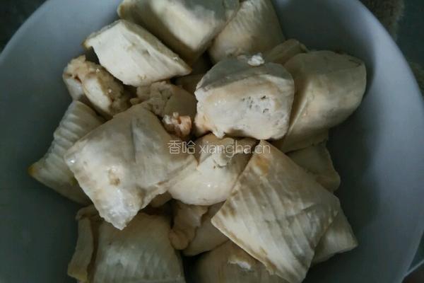 油煎臭豆腐的做法图解1