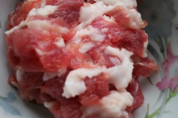 木耳炒肉的做法图解3