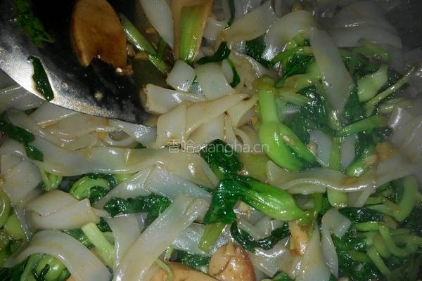 青菜炒河粉的做法图解6