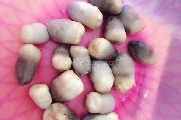酱香草菇的做法图解1