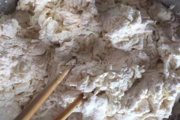 芝麻饼的做法图解1