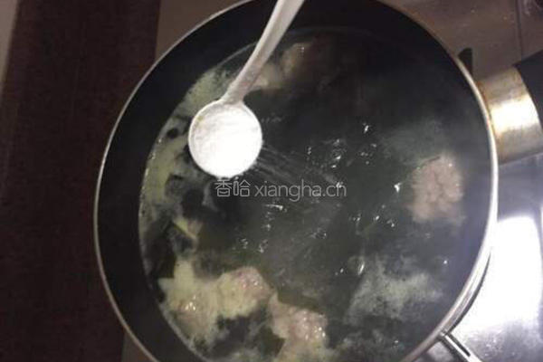 螺旋藻肉丸汤的做法图解5