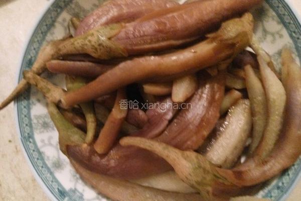 香菇酱烧小茄子的做法图解3