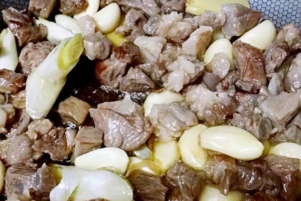 红烧牛肉面的做法图解1