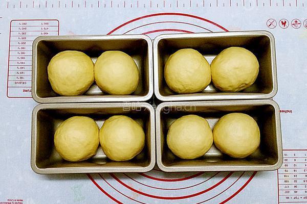 咖哩雞粒餐包的做法图解11