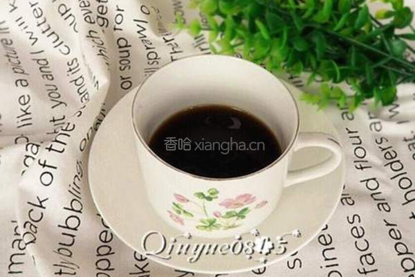 巧克力拉花咖啡的做法图解2