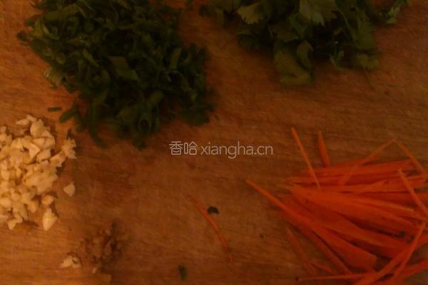 凉拌木耳的做法图解2