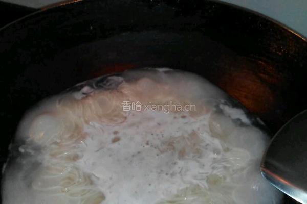 葱油面的做法图解1