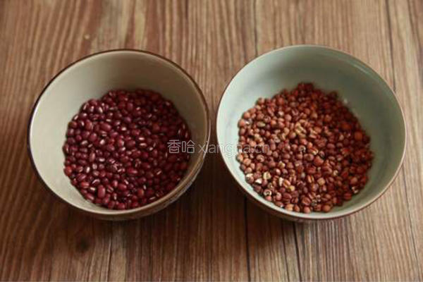 红豆薏仁牛奶粥的做法图解1