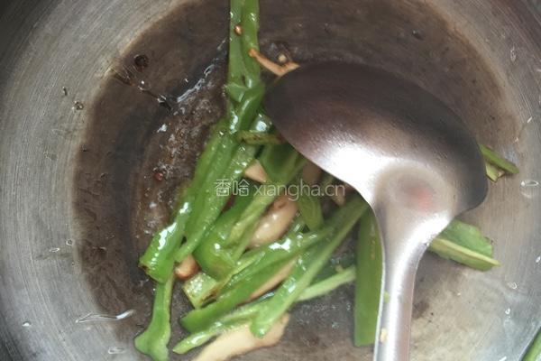 圆白菜素炒面的做法图解4