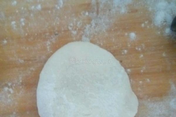 鸡柳烤肠饼的做法图解3