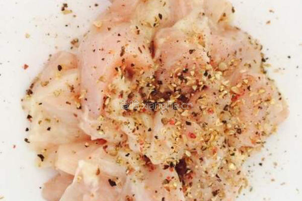 居家串煎鸡肉片的做法图解1