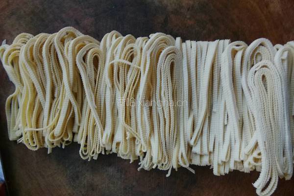 汤泡干豆腐的做法图解1