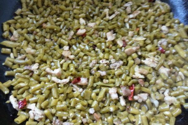 肉沫炒酸豆角的做法图解8