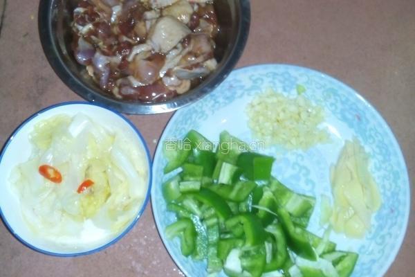 泡菜鸭肉的做法图解1