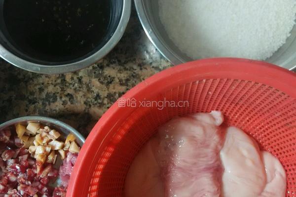 猪大肠酿糯米的做法图解1