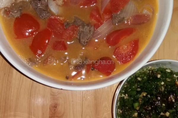 牛肉胡萝卜番茄汤的做法图解3