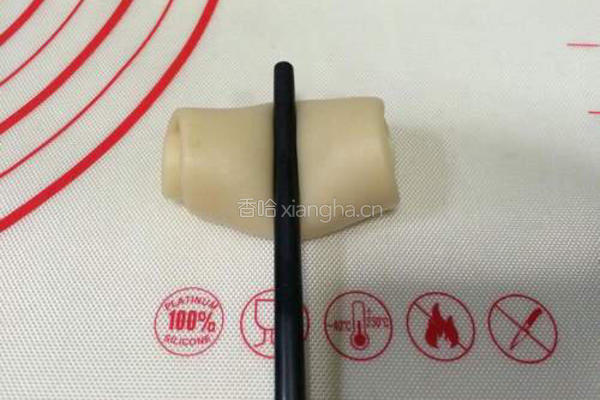 四色蛋黄酥的做法图解17