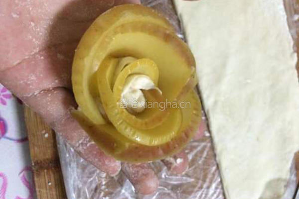 苹果玫瑰的做法图解7