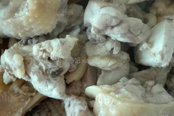鸡汤炖萝卜的做法图解4