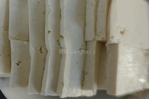 青菜烧豆付的做法图解2