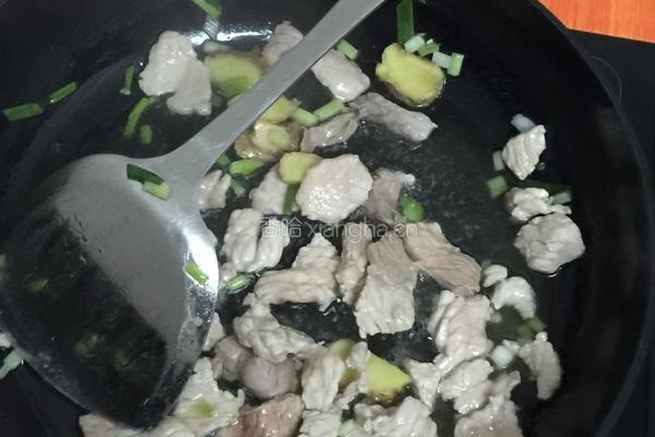 番茄炖瘦肉的做法图解3